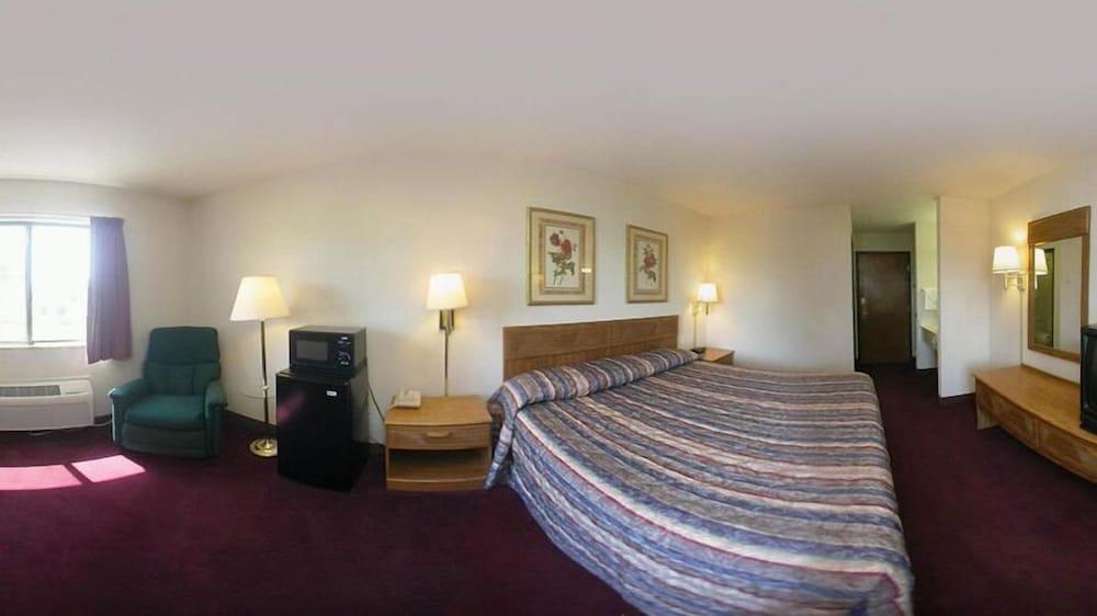 Rodeway Inn Coopersville Extérieur photo