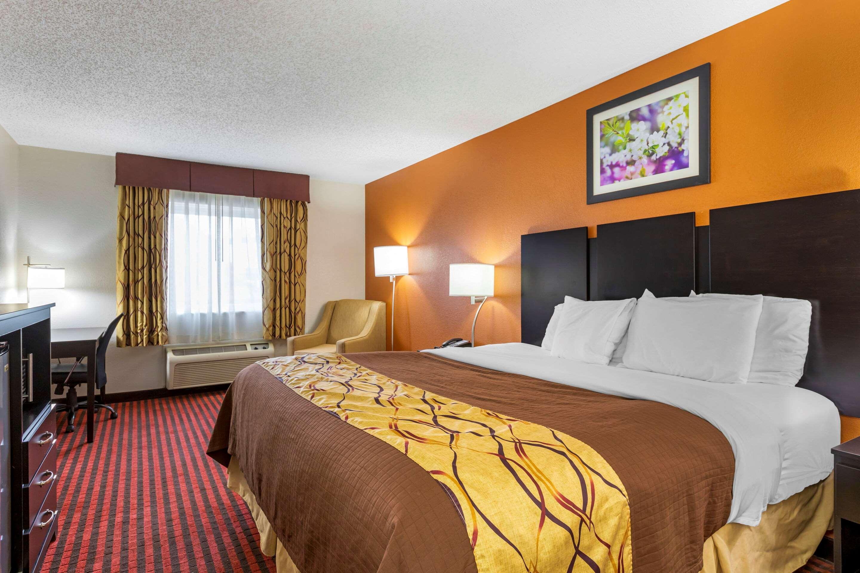 Rodeway Inn Coopersville Extérieur photo