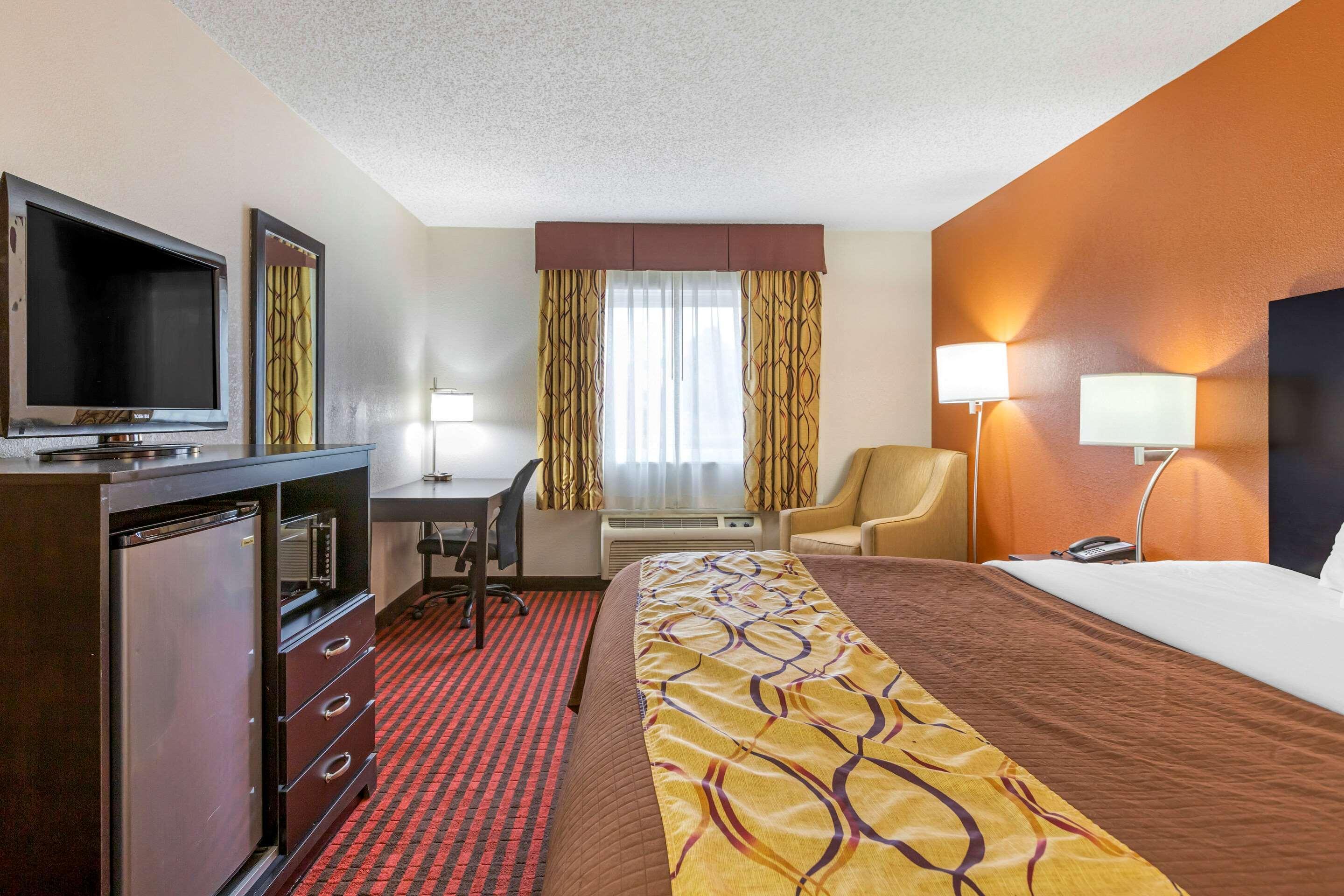 Rodeway Inn Coopersville Extérieur photo