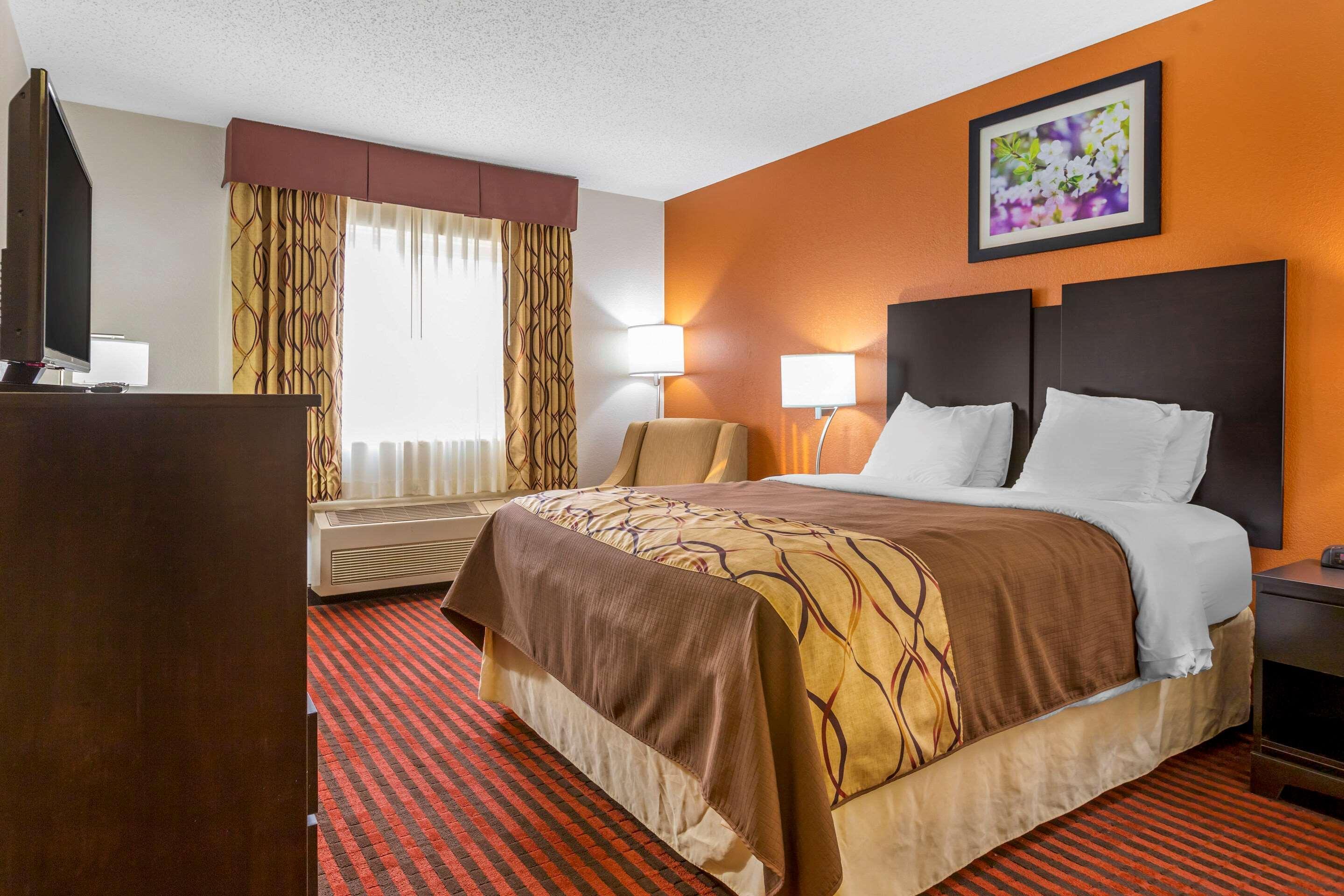 Rodeway Inn Coopersville Extérieur photo