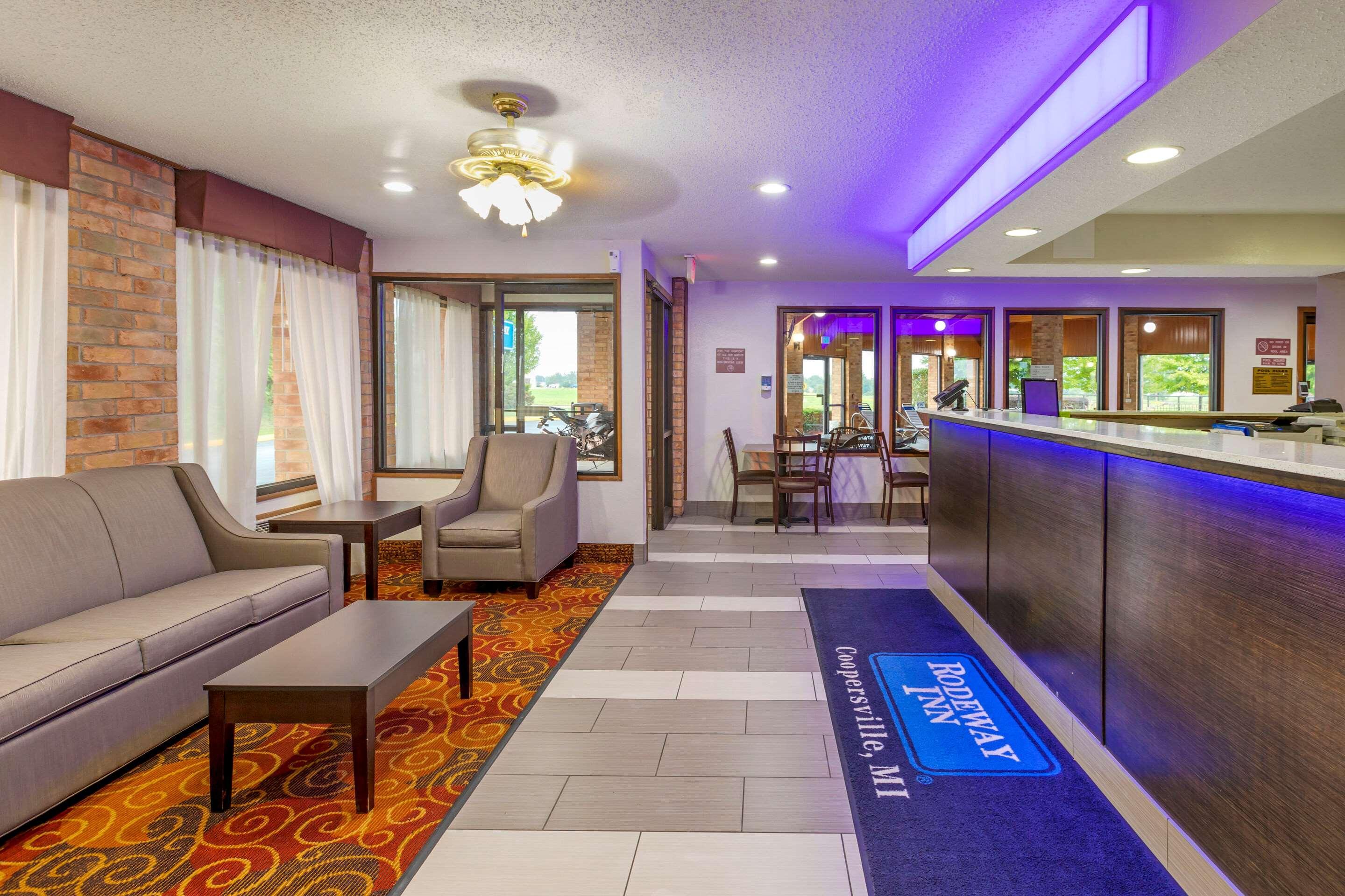 Rodeway Inn Coopersville Extérieur photo