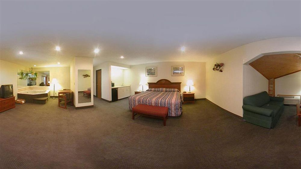 Rodeway Inn Coopersville Extérieur photo